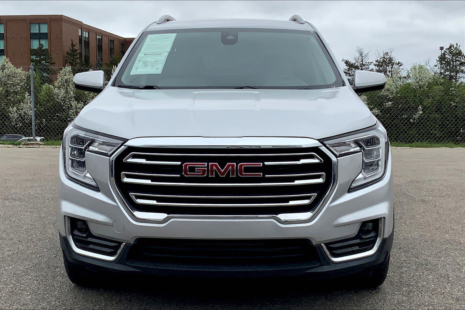 Used 2022 GMC Terrain SLT with VIN 3GKALVEV2NL174602 for sale in Louisville, KY