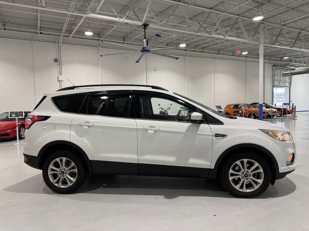 Used 2018 Ford Escape SE FWD SUV