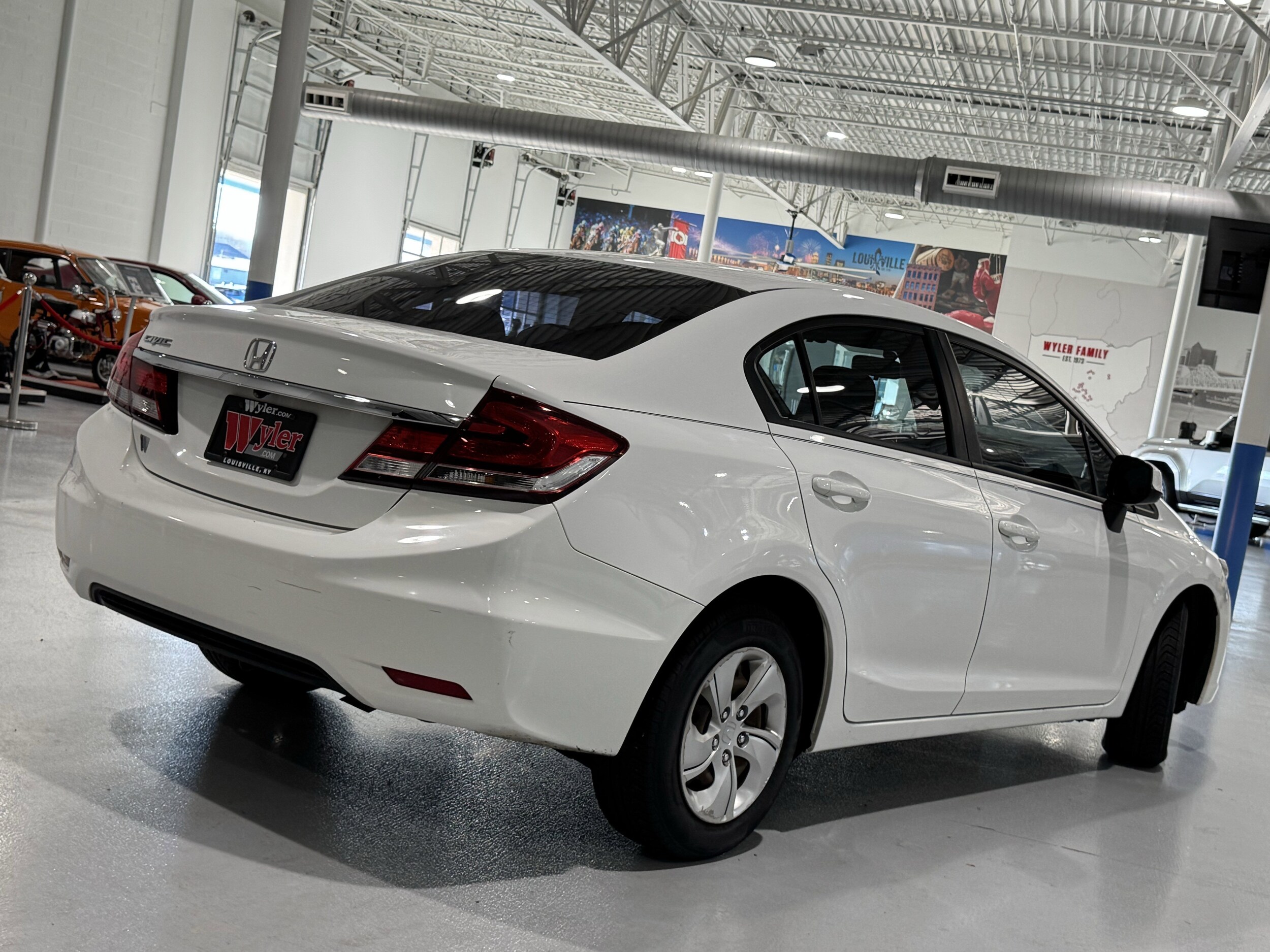2013 Honda Civic LX photo 3