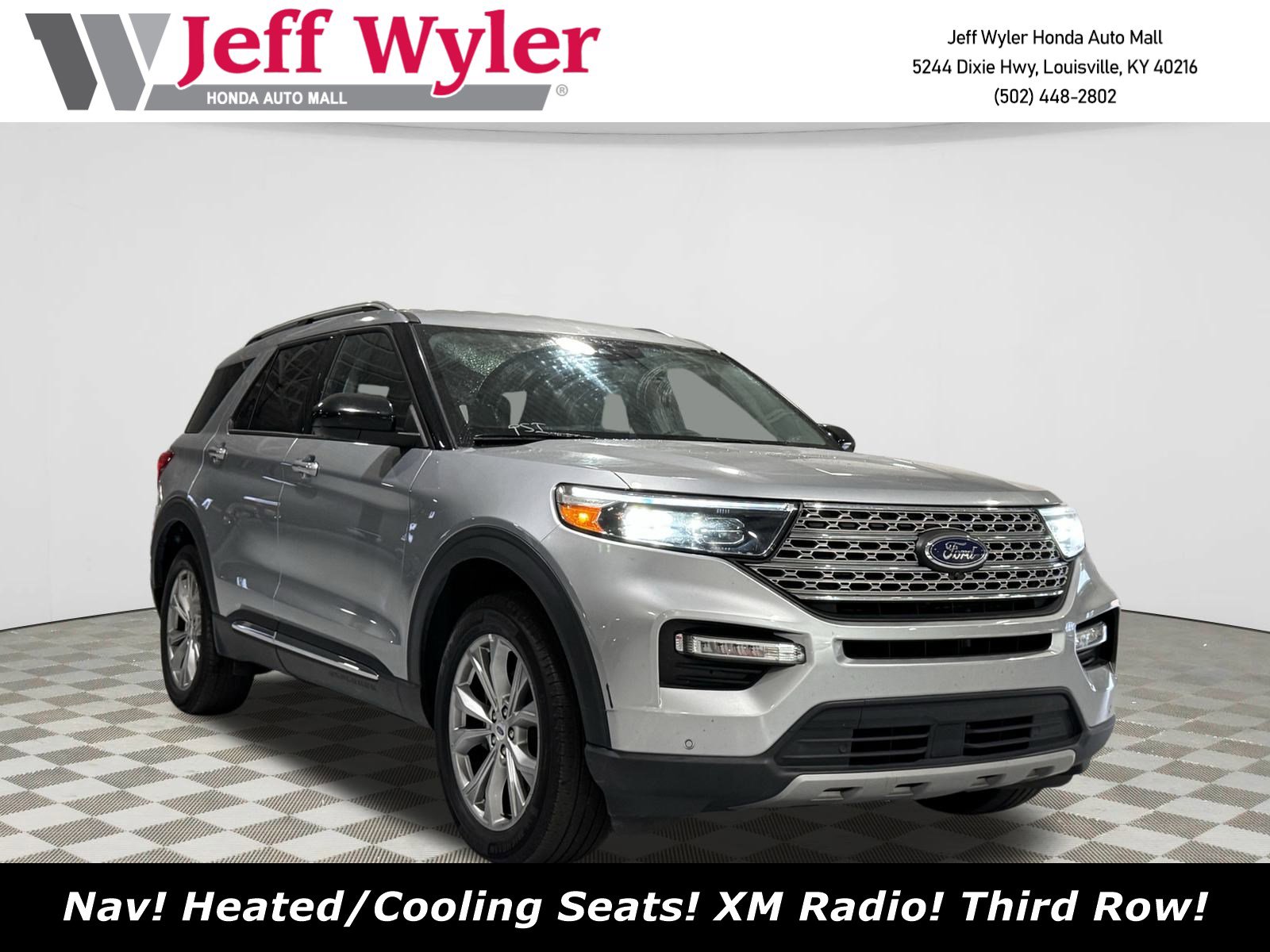 2023 Ford Explorer Limited's photo