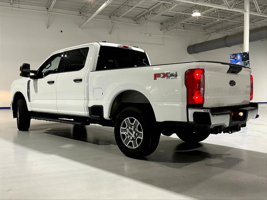 Used 2025 Ford Super Duty F-250 SRW Truck Crew Cab