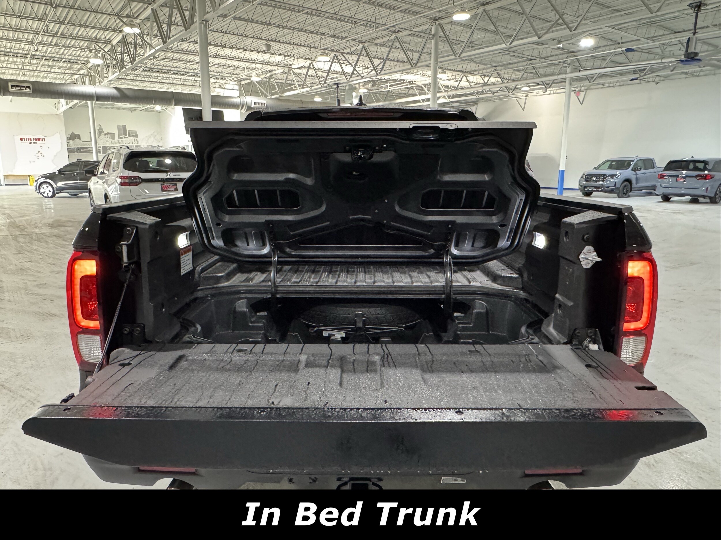 2026 Honda Ridgeline Black Edition - Photo 15