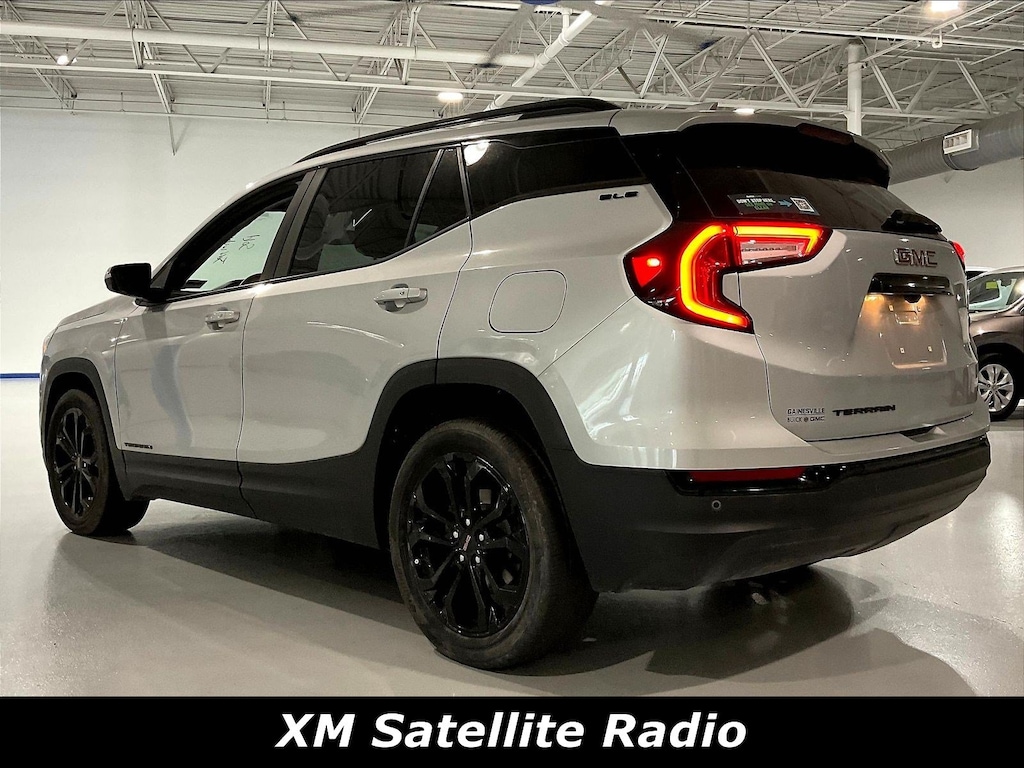 Used 2022 GMC Terrain FWD 4dr SLE SUV