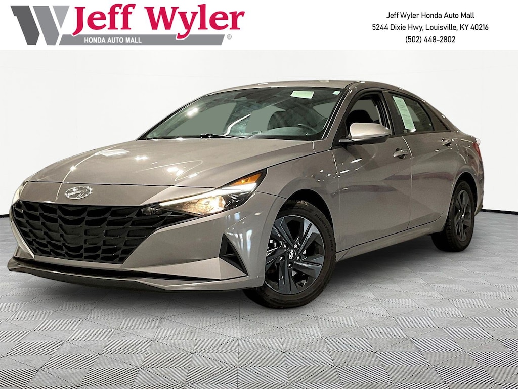 Used 2022 Hyundai Elantra SEL IVT Sedan