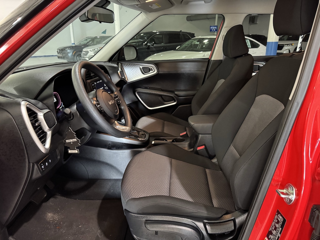 Used 2024 Kia Soul LX IVT Hatchback