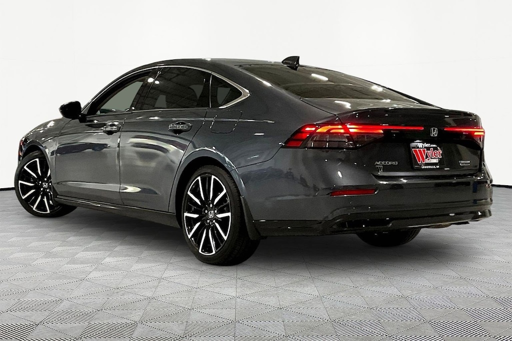 Used 2023 Honda Accord Hybrid Sedan