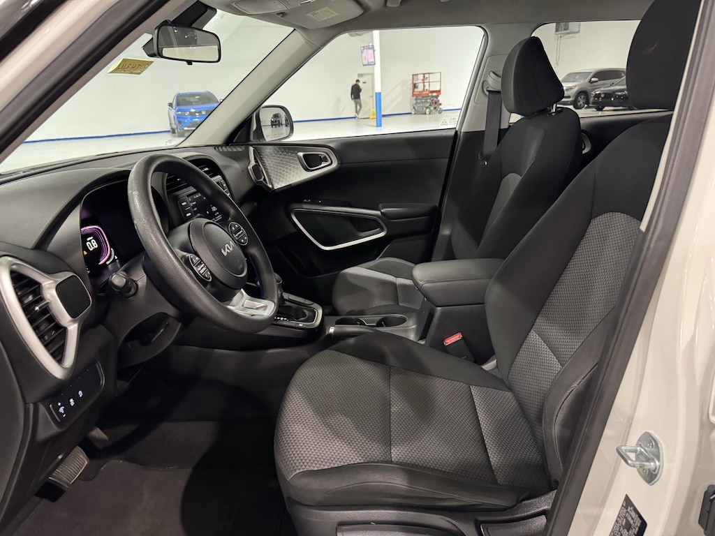 Used 2023 Kia Soul LX IVT Hatchback