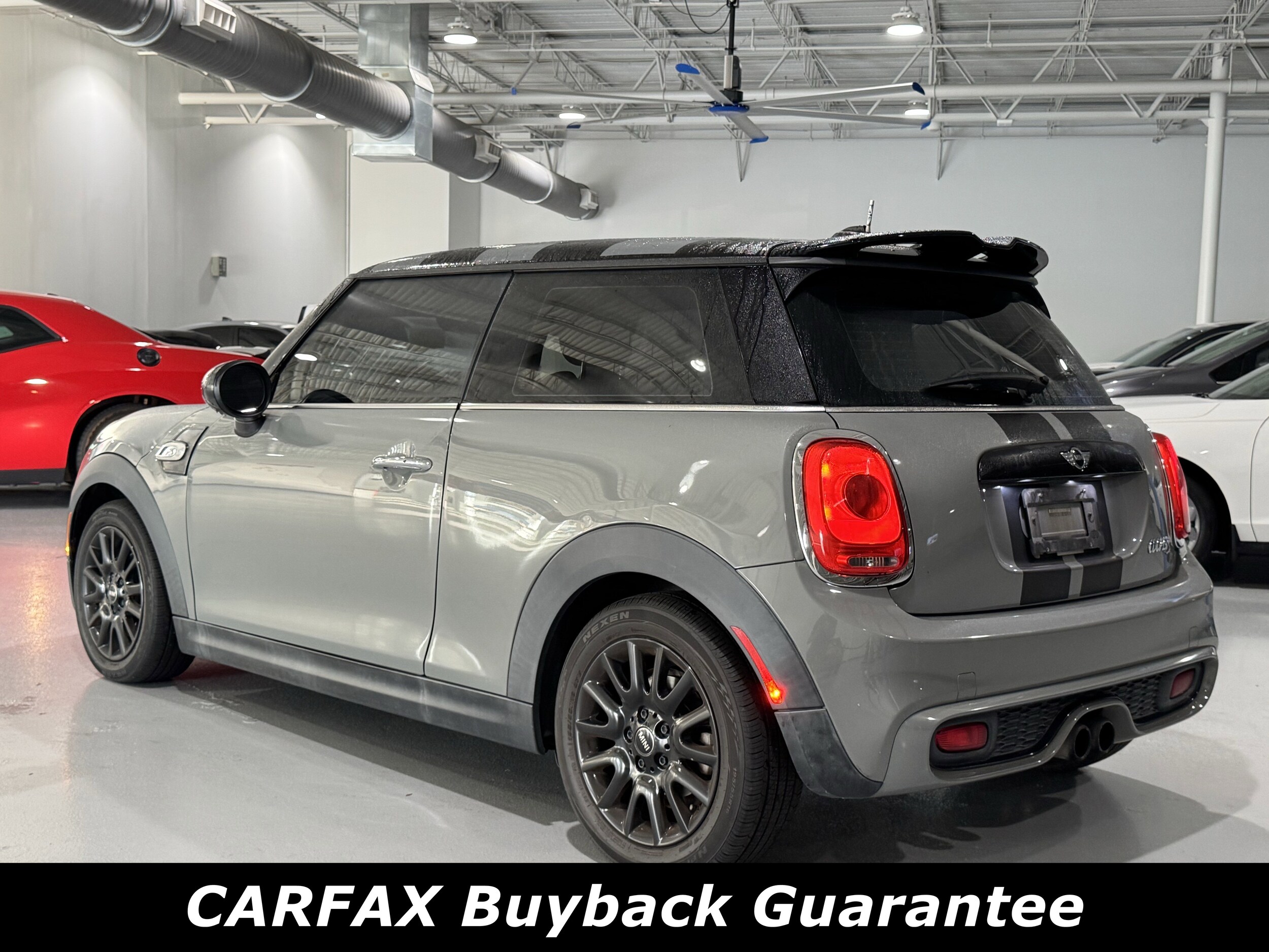 2015 Mini Cooper Hardtop S photo 2