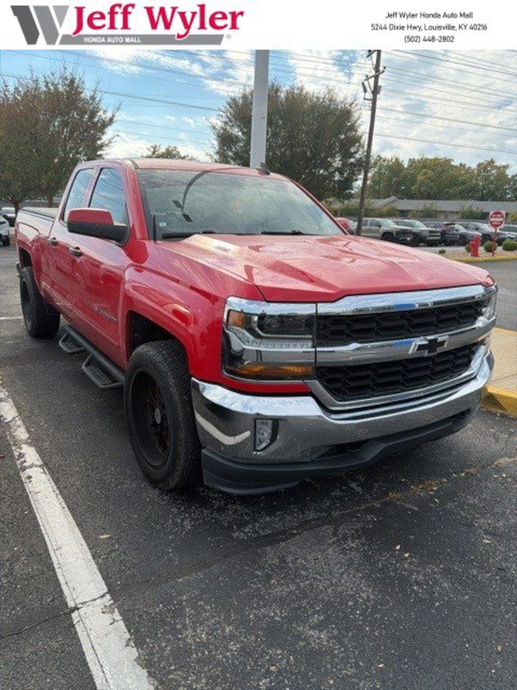 Used 2018 Chevrolet Silverado 1500 4WD Double Cab 143.5 LT w/1LT Truck Double Cab