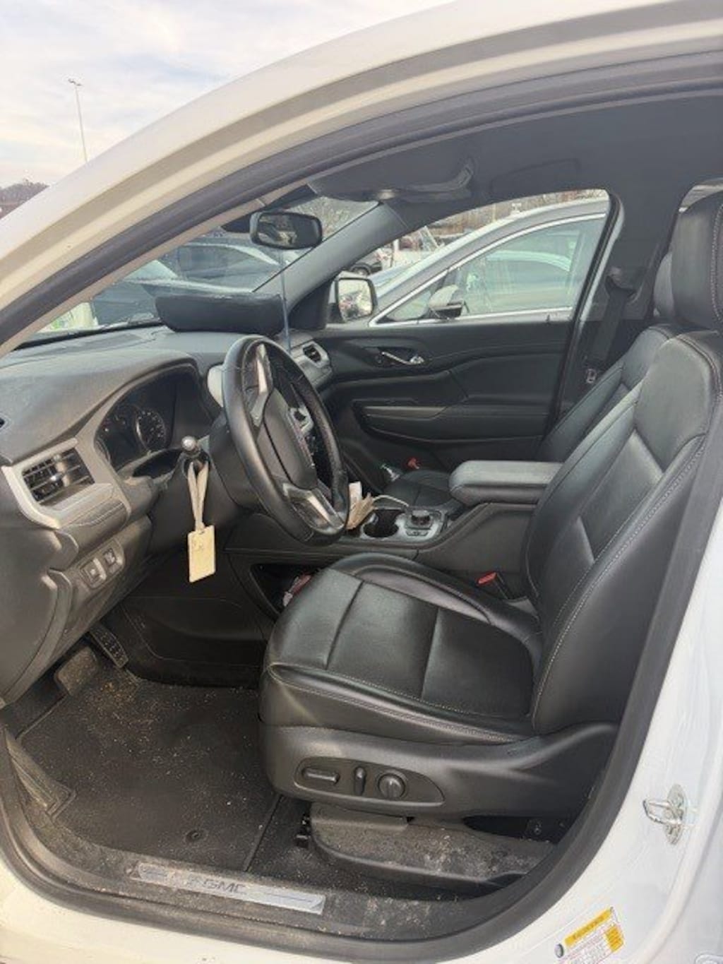 Used 2023 GMC Acadia AWD 4dr SLT SUV