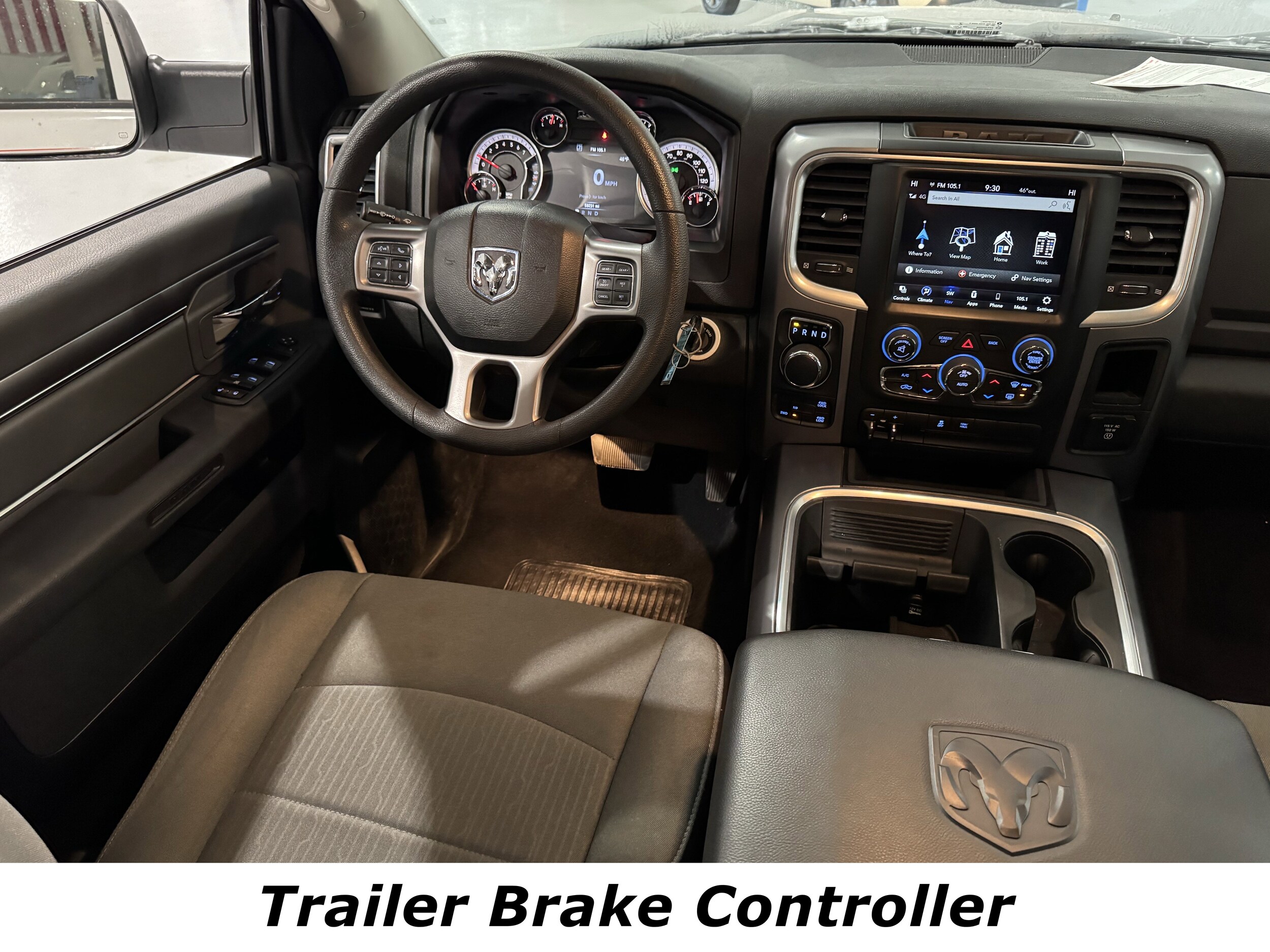 2023 Ram 1500 Classic SLT photo 4