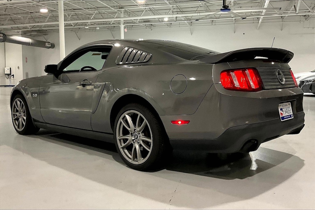 Used 2011 Ford Mustang 2dr Cpe GT Premium Coupe