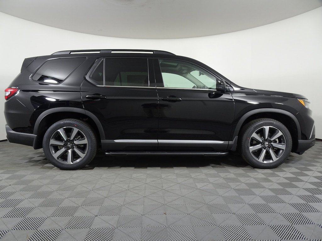New 2025 Honda Pilot Touring SUV