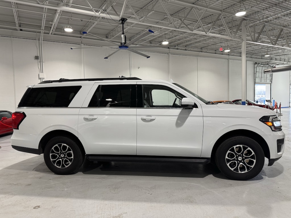 Used 2024 Ford Expedition Max XLT 4x4 SUV