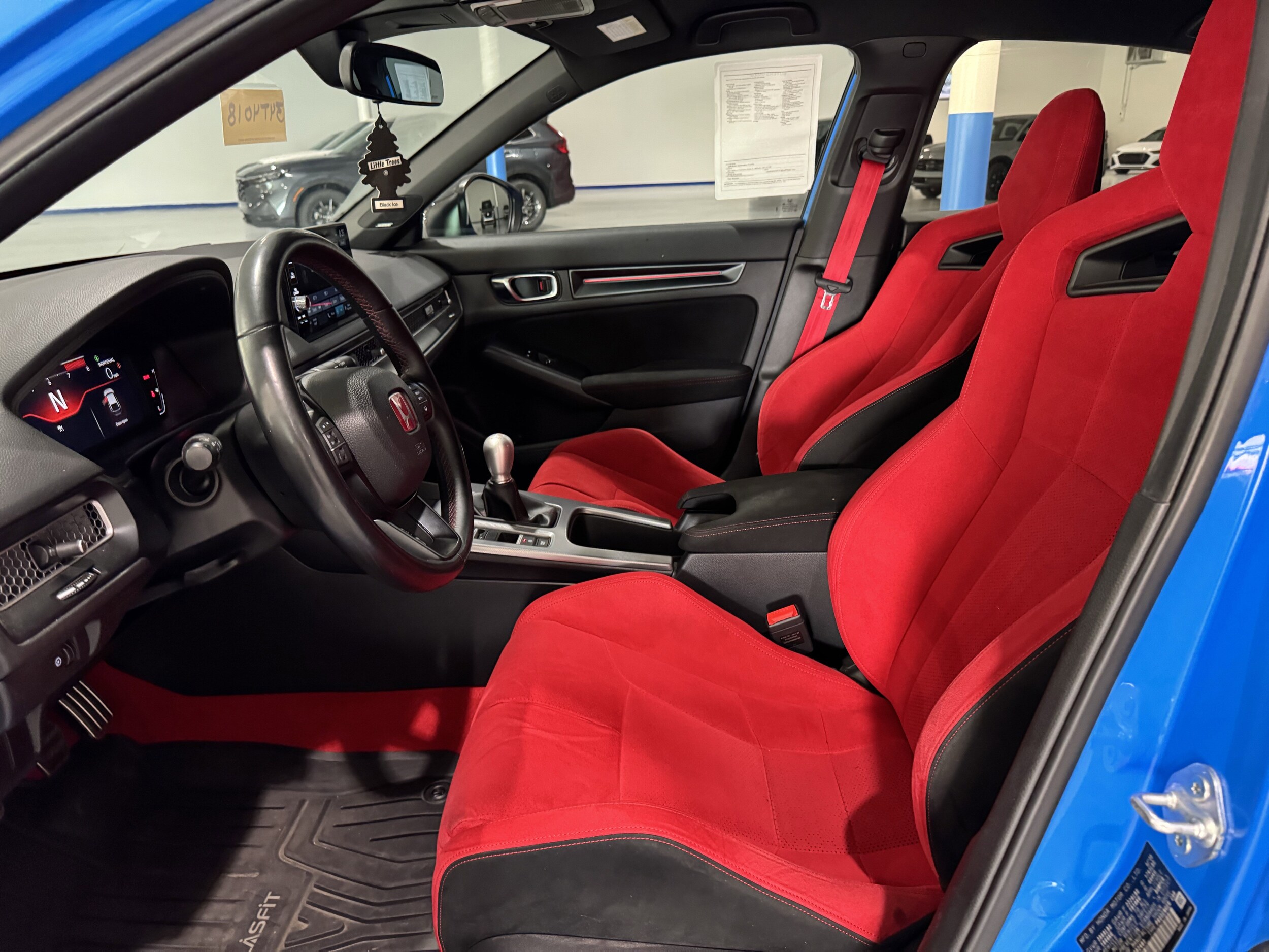 2023 Honda Civic Type R Hatchback photo 4