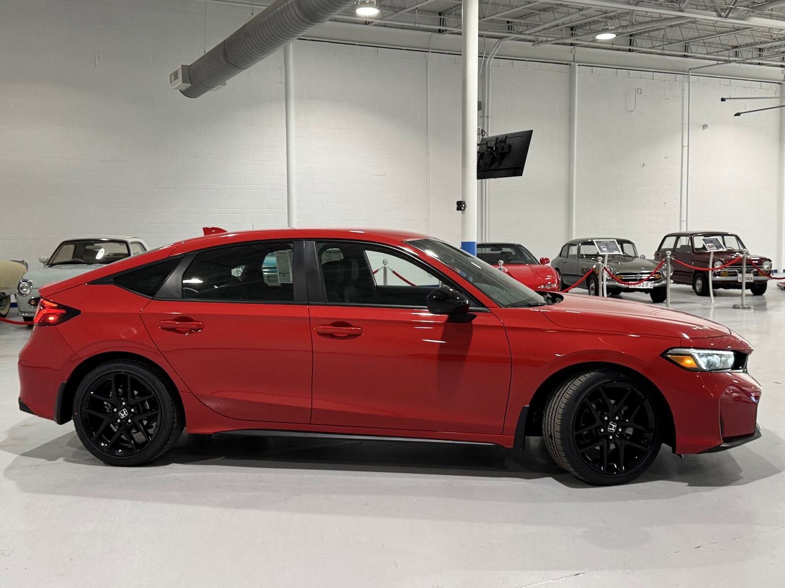 2026 Honda Civic Sport Hatchback photo 3