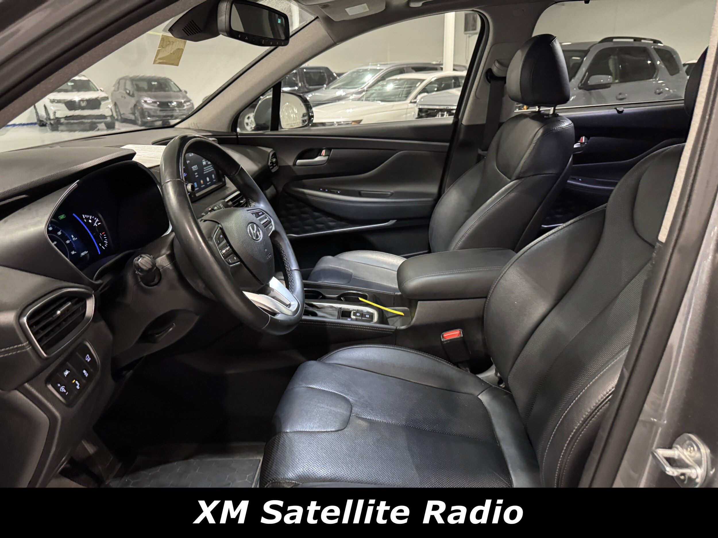 2020 Hyundai Santa Fe SEL photo 3