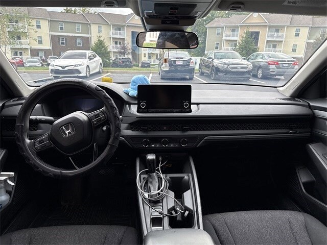 2023 Honda Accord LX photo 2