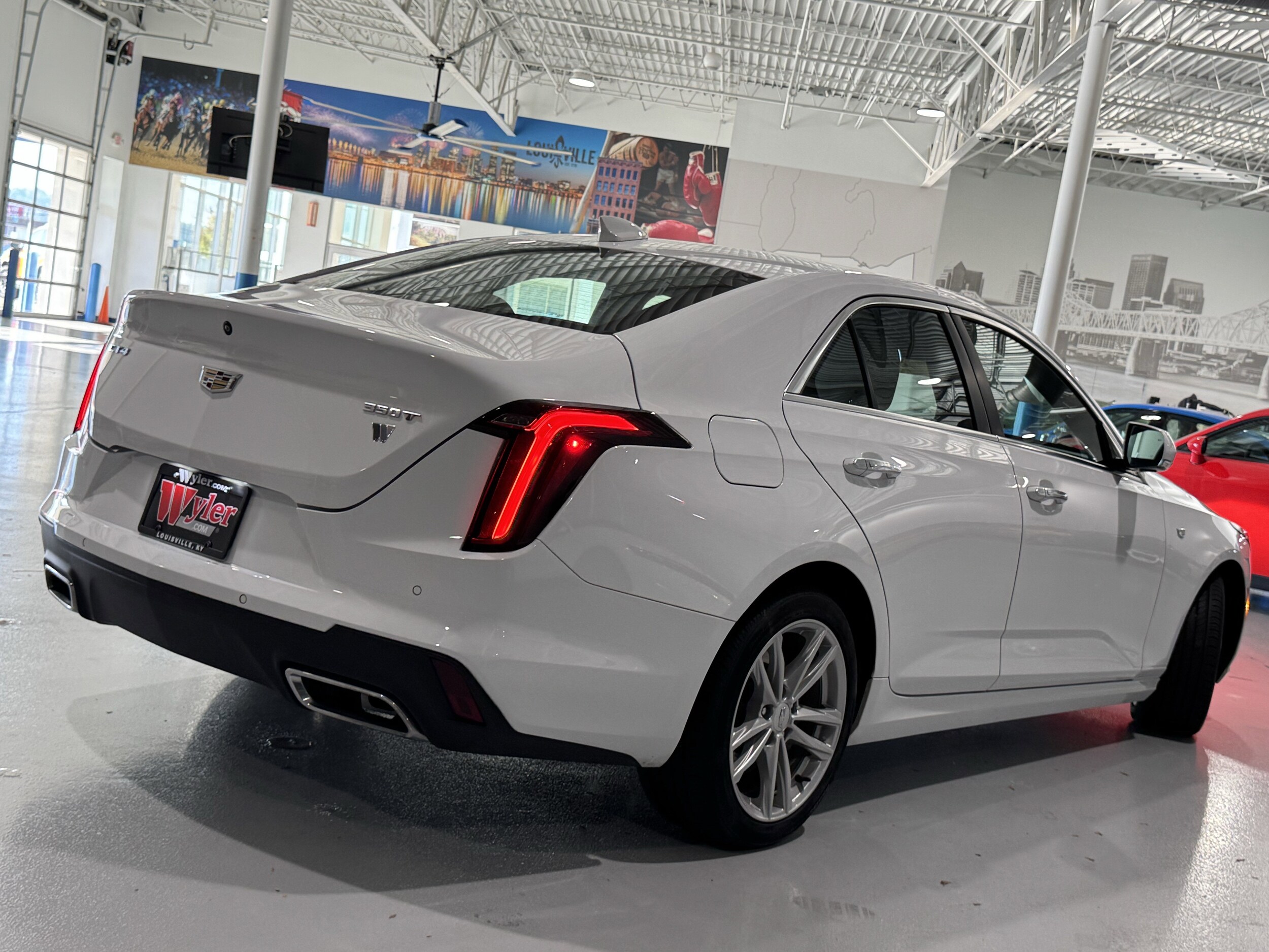 2023 Cadillac CT4 Luxury photo 3
