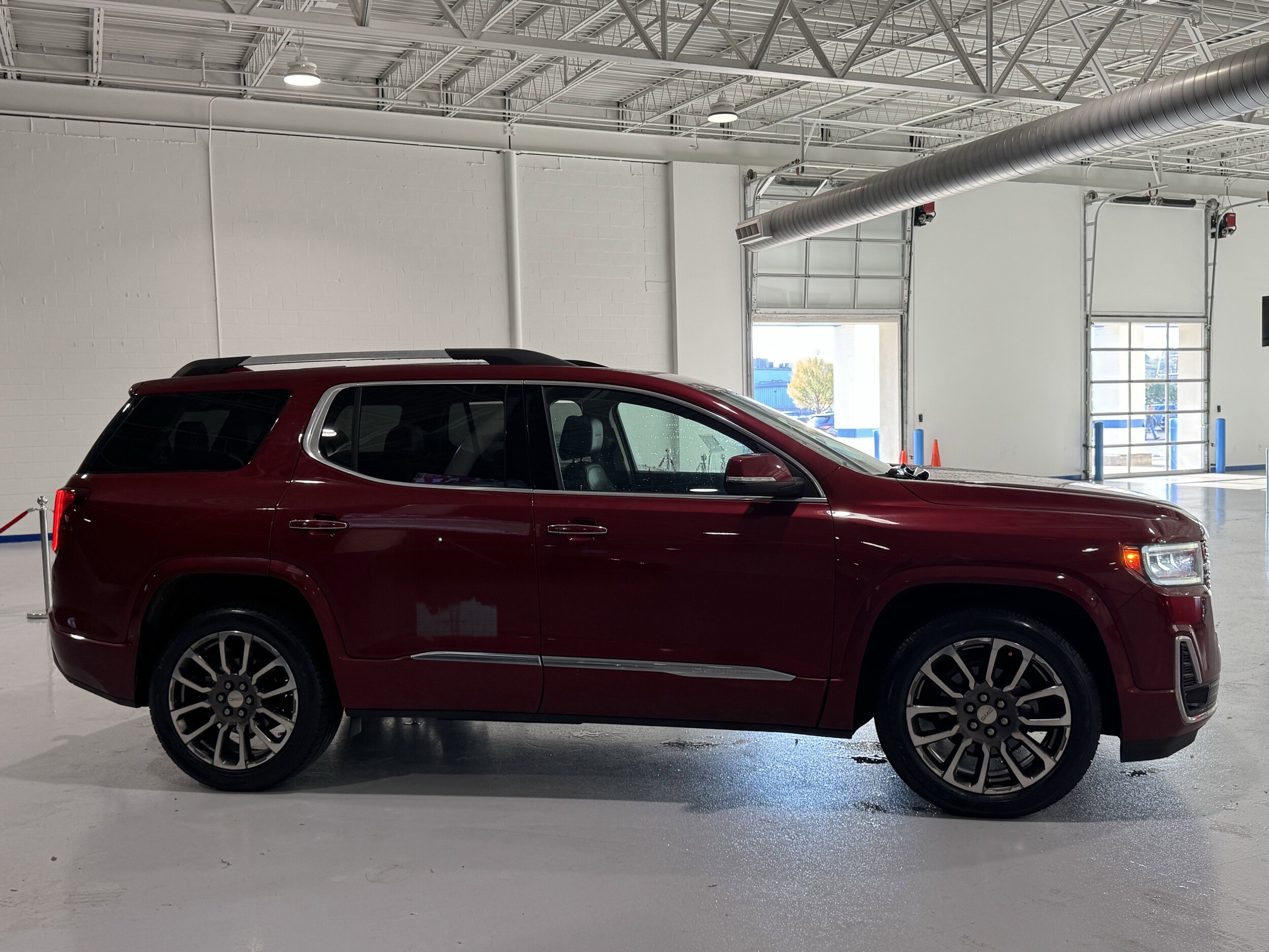 2020 Gmc Acadia Denali photo 2