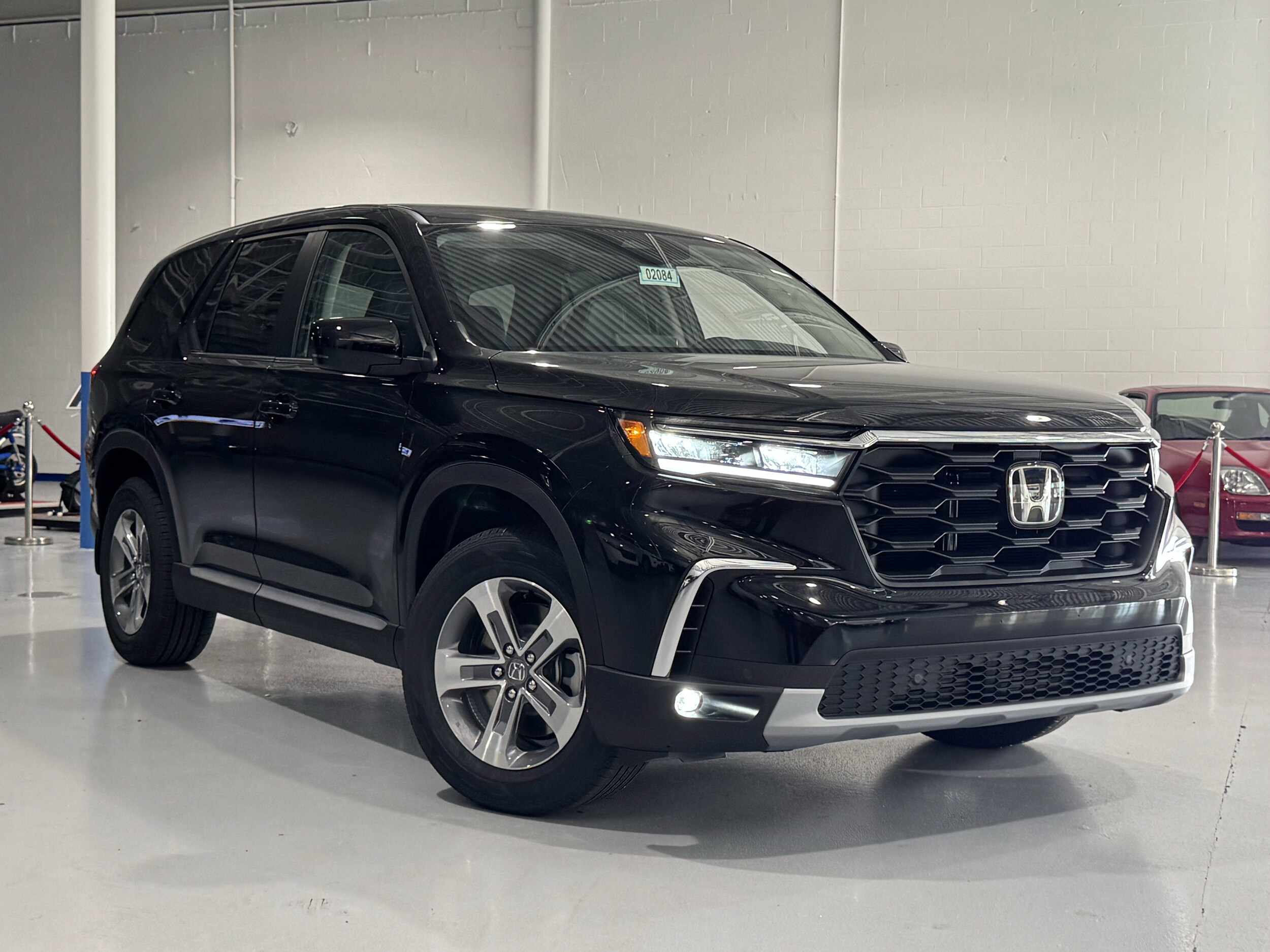 2025 Honda Pilot EX-L photo 2