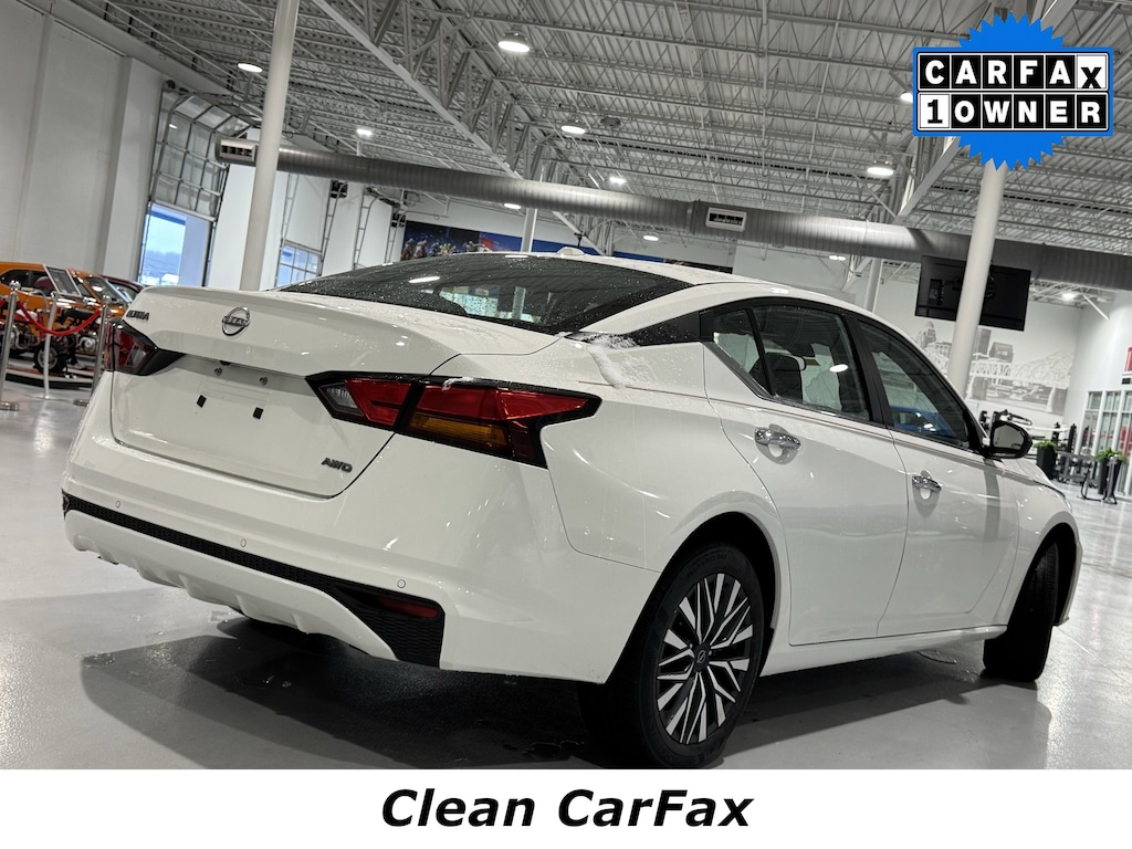 Used 2025 Nissan Altima SV AWD Sedan