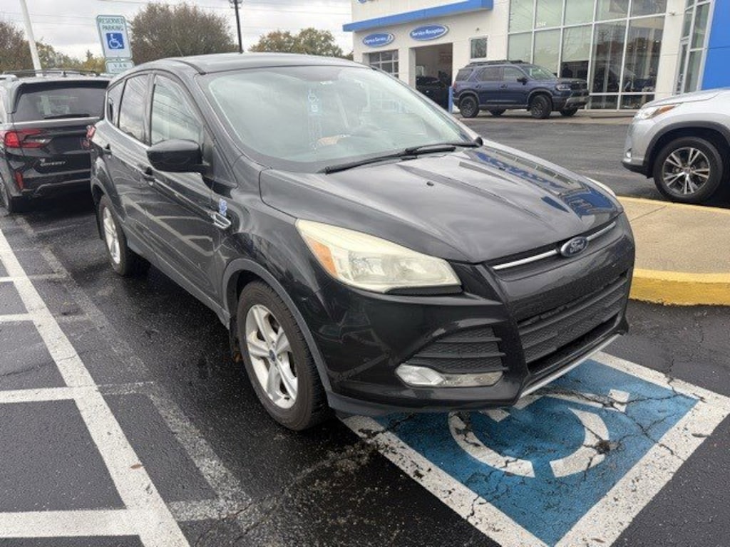 Used 2015 Ford Escape FWD 4dr SE SUV