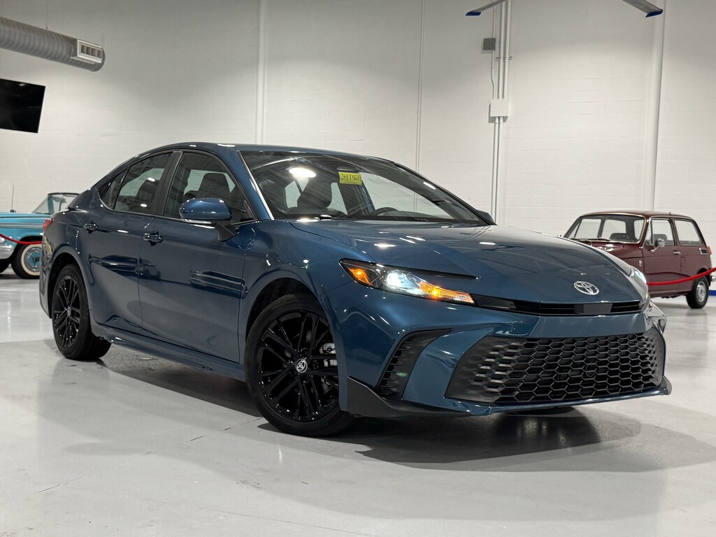 Used 2025 Toyota Camry XSE AWD Sedan