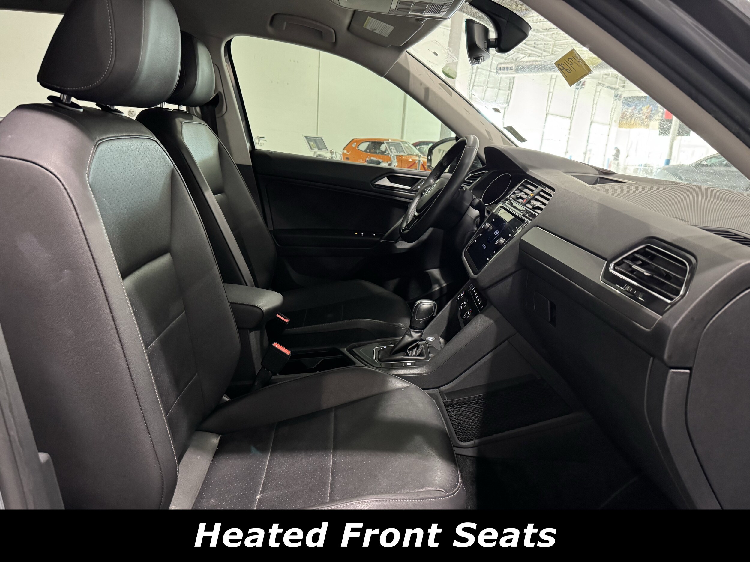 2020 Volkswagen Tiguan SE photo 4