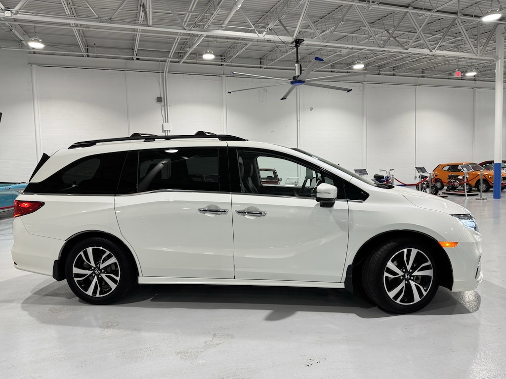 Used 2019 Honda Odyssey Elite Auto Van