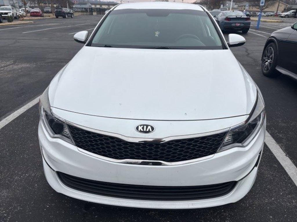 Used 2018 Kia Optima LX Auto Sedan