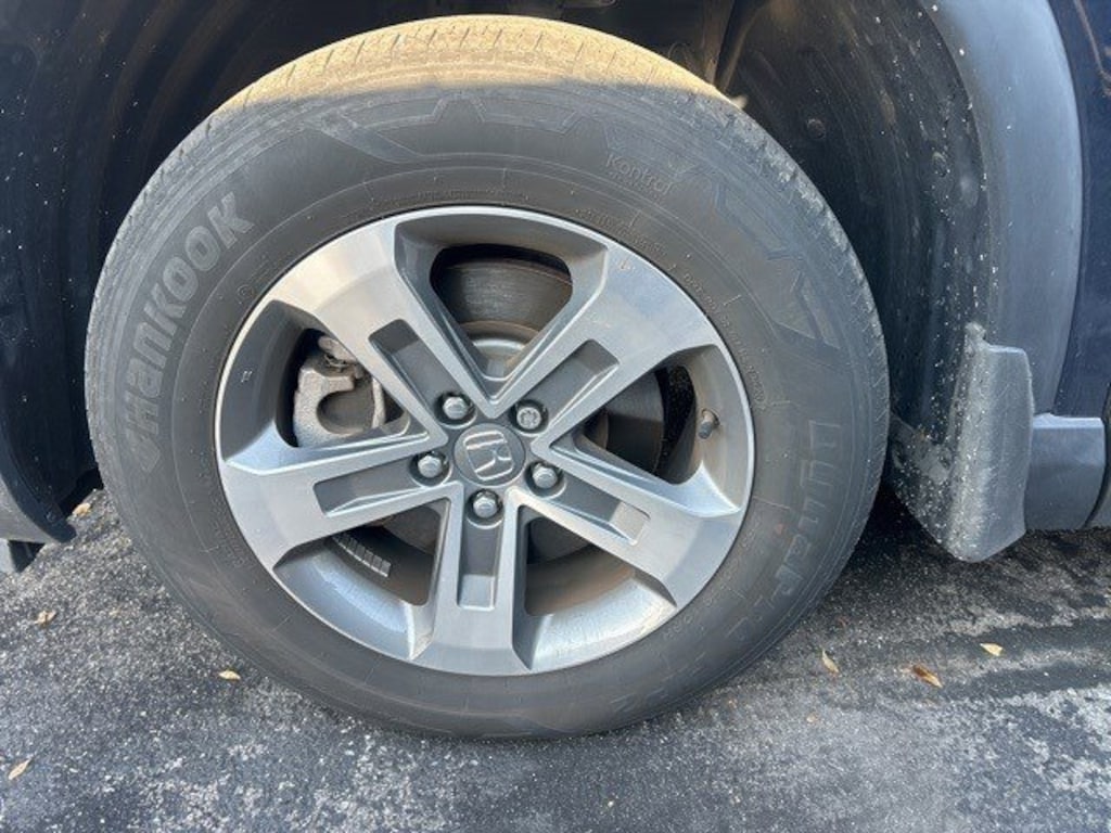 Used 2023 Honda Pilot EX-L 8 Passenger 2WD SUV