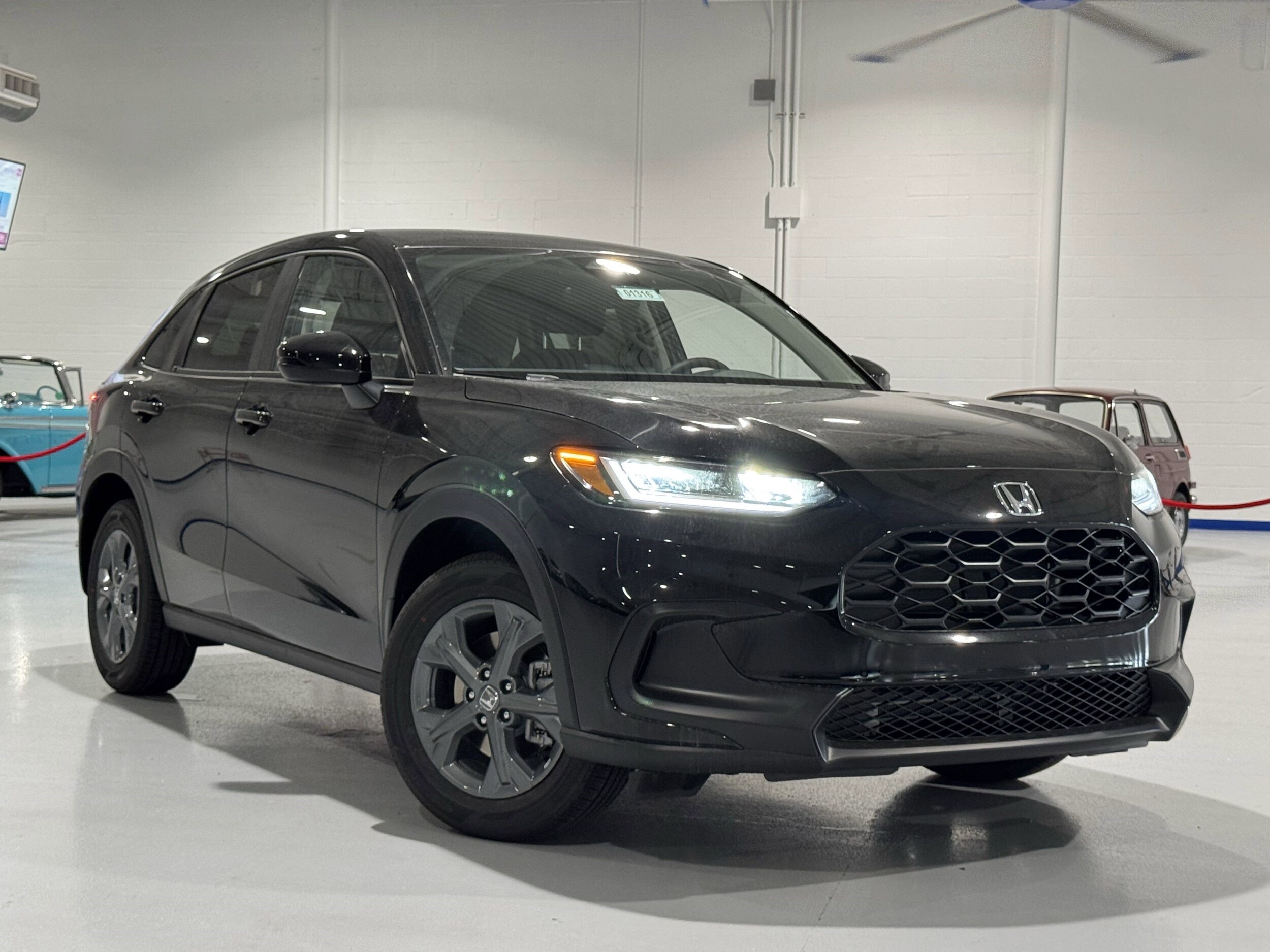 2026 Honda HR-V LX photo 2