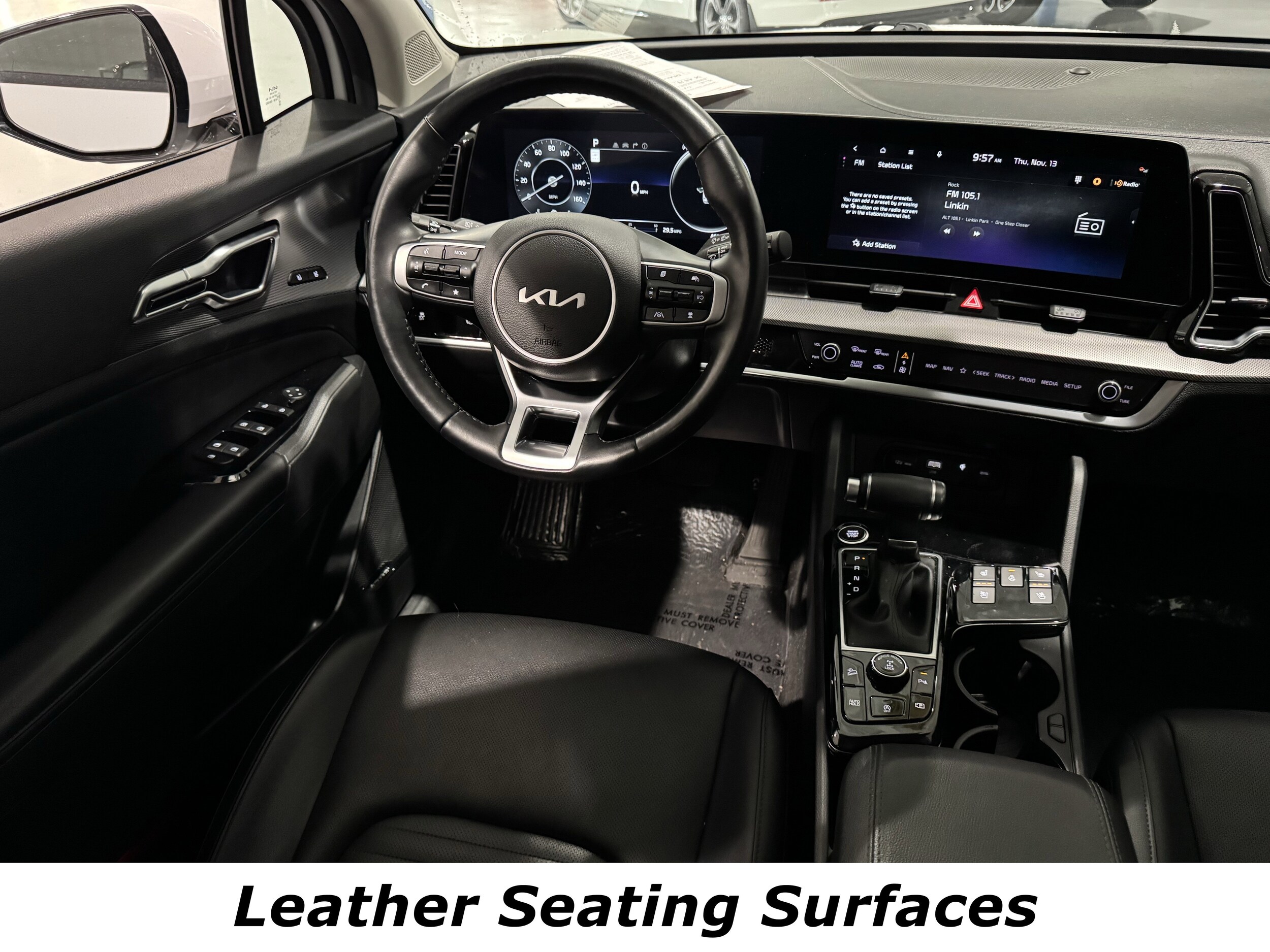 2024 Kia Sportage photo 3