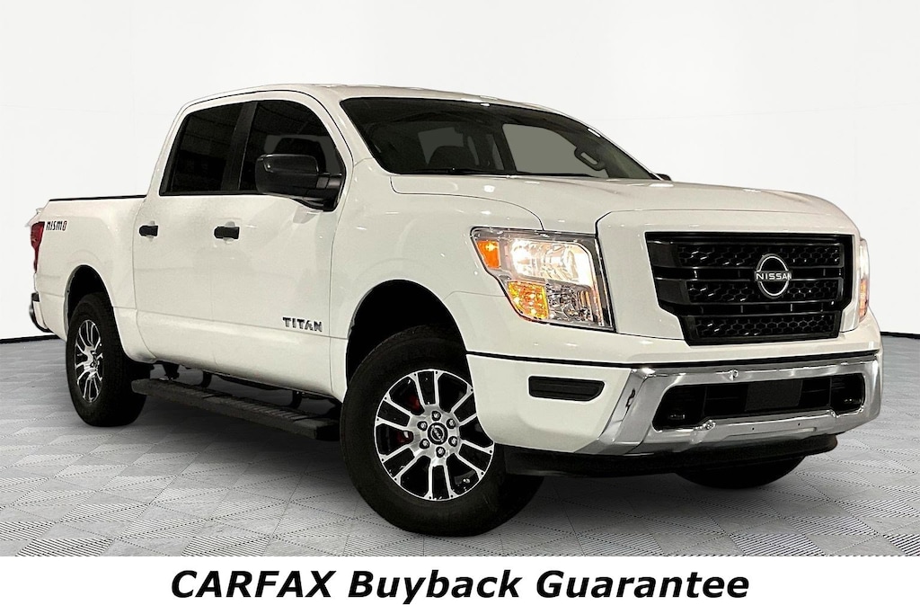 Used 2024 Nissan Titan 4x4 Crew Cab SV Truck Crew Cab