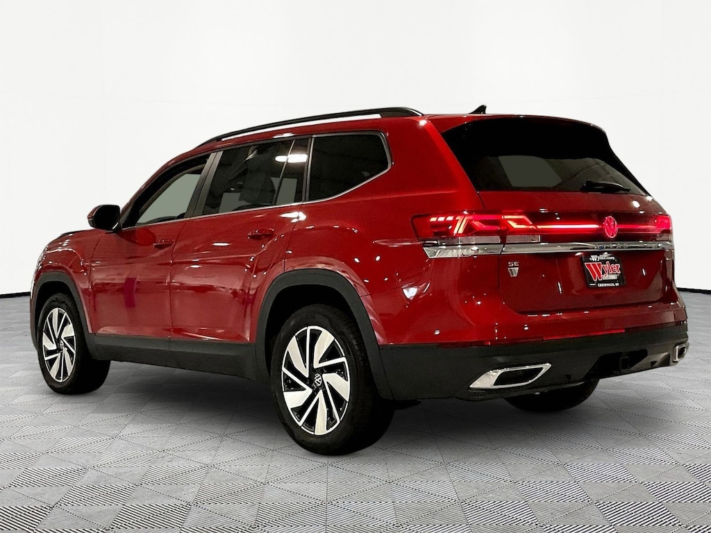 Used 2025 Volkswagen Atlas 2.0T SE w/Technology 4MOTION SUV