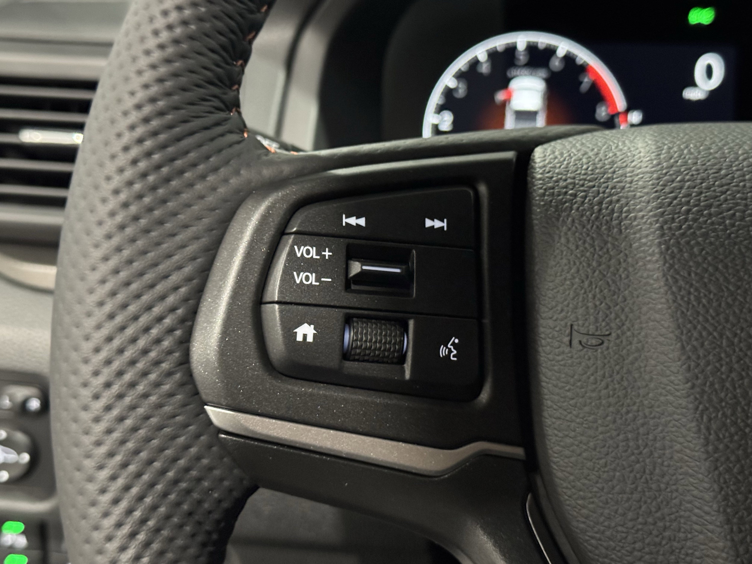 2025 Honda Ridgeline TrailSport - Photo 29