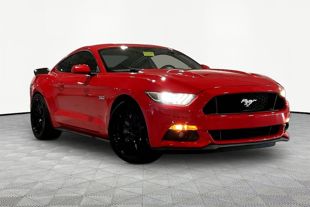 Used 2017 Ford Mustang GT Fastback Coupe