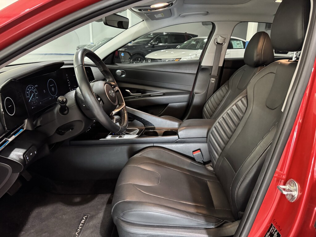 Used 2023 Hyundai Elantra Limited IVT Sedan