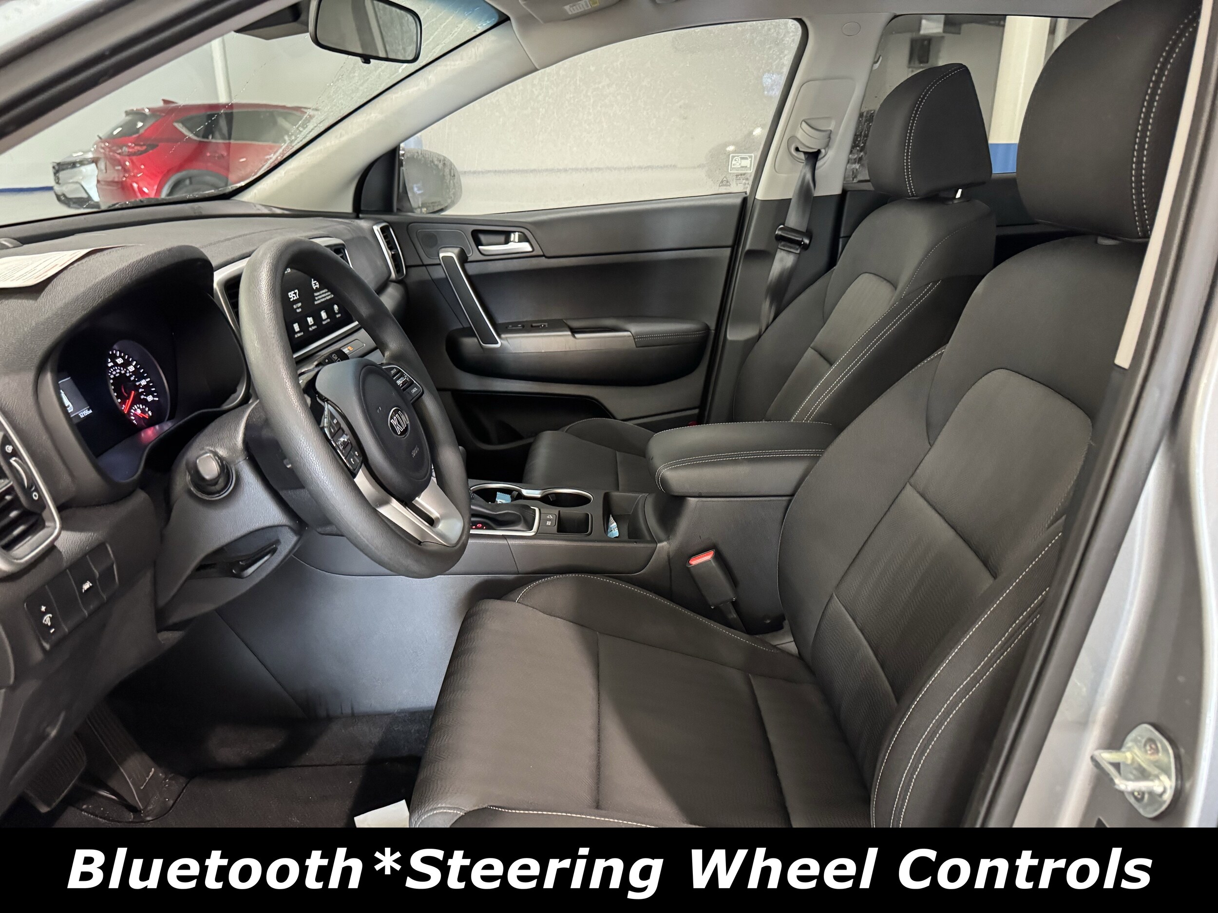 2022 Kia Sportage LX photo 3