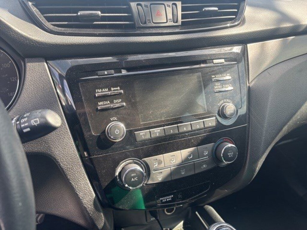 Used 2018 Nissan Rogue Sport FWD S SUV