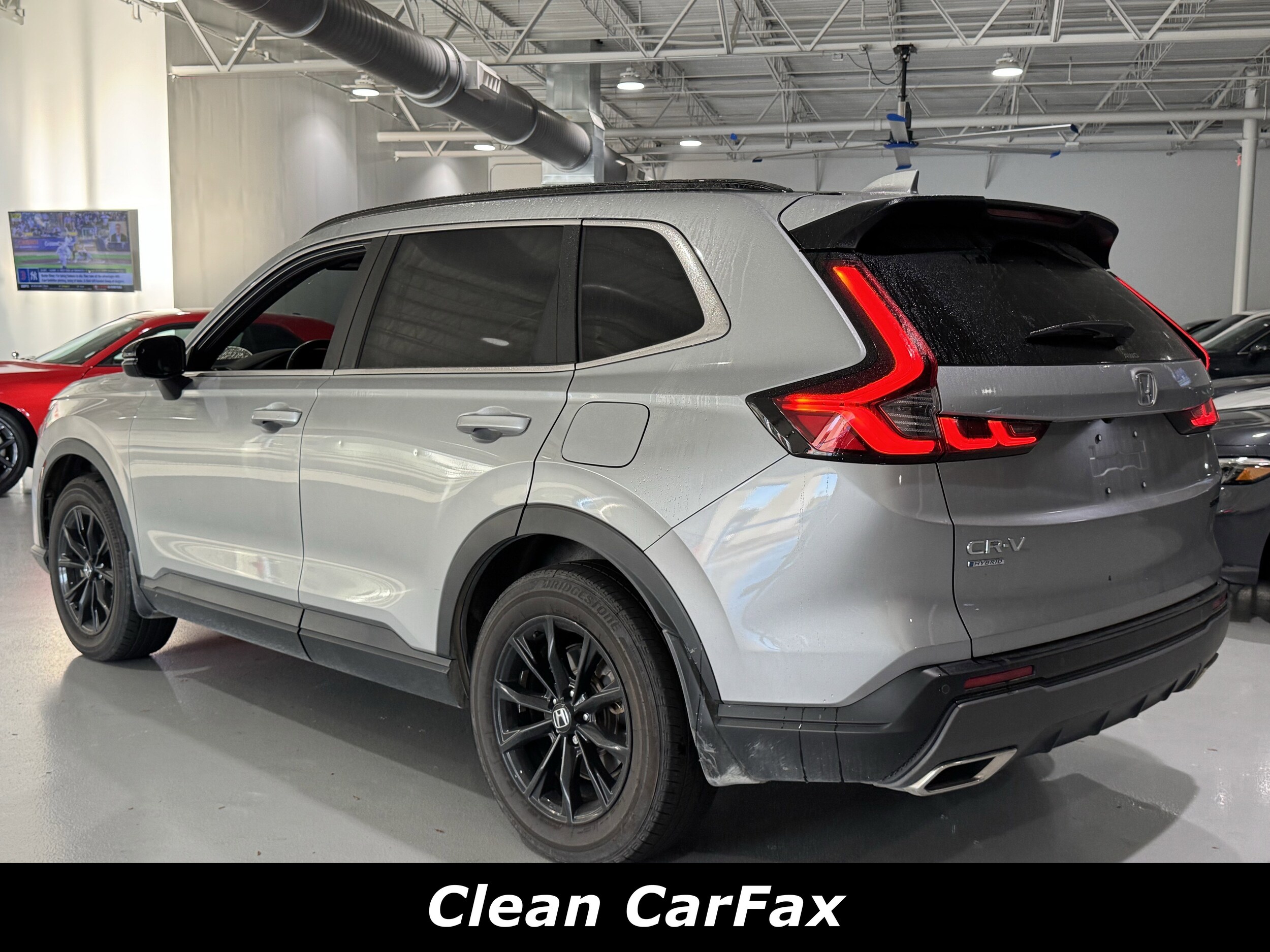 2025 Honda CR-V Hybrid Sport-L photo 2
