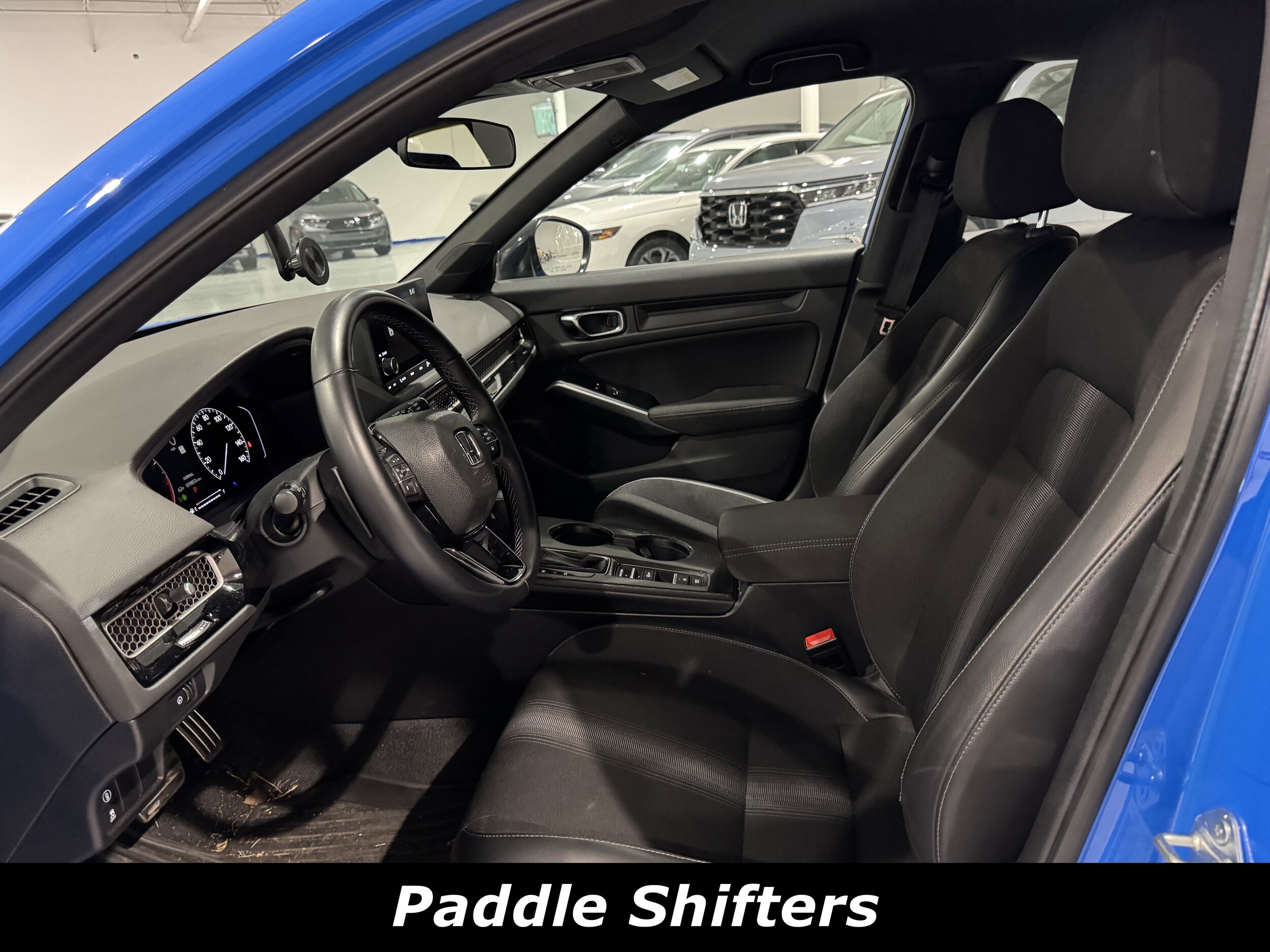 2024 Honda Civic Hatchback Sport photo 3