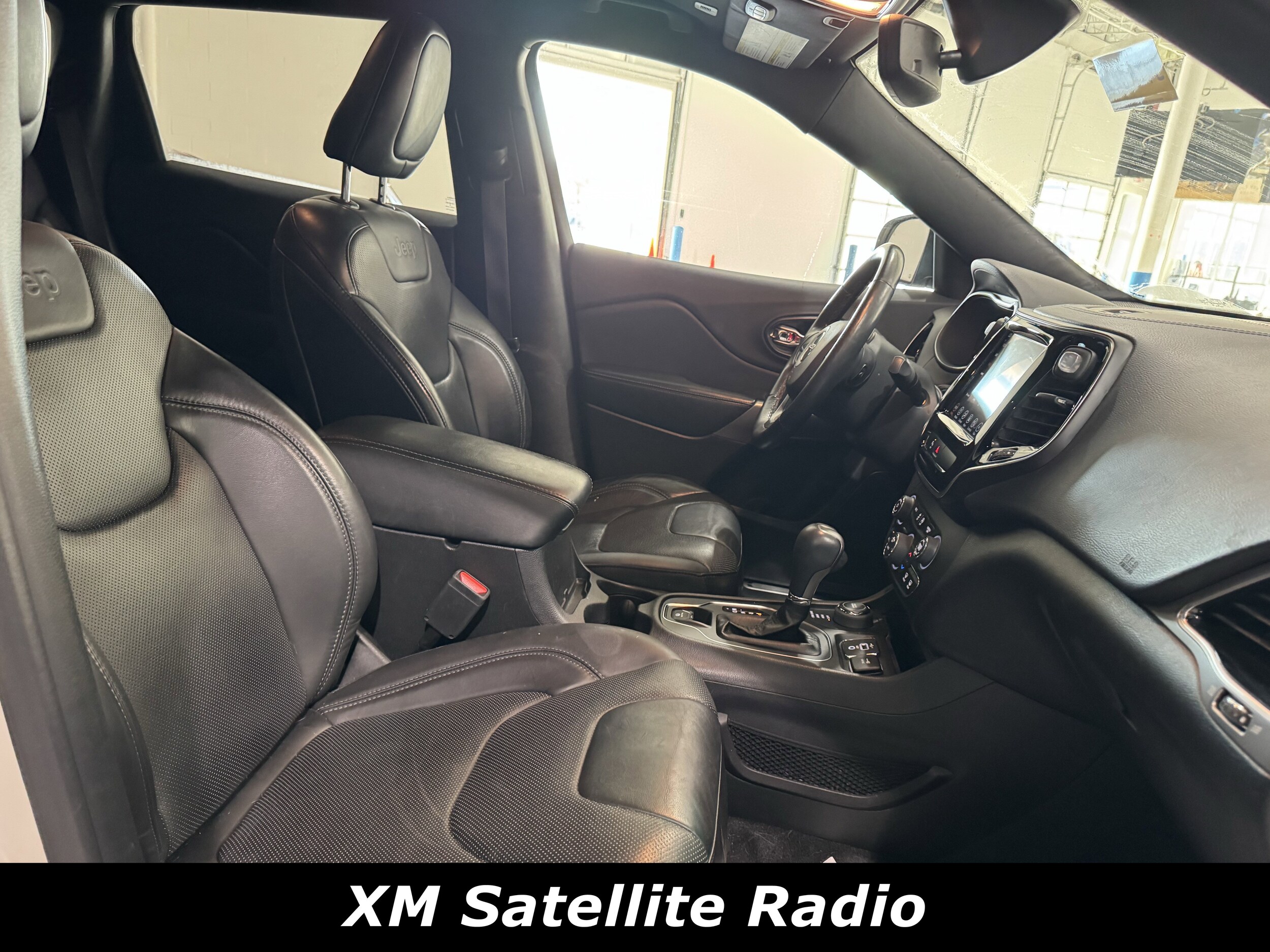 2019 Jeep Cherokee High Altitude photo 3