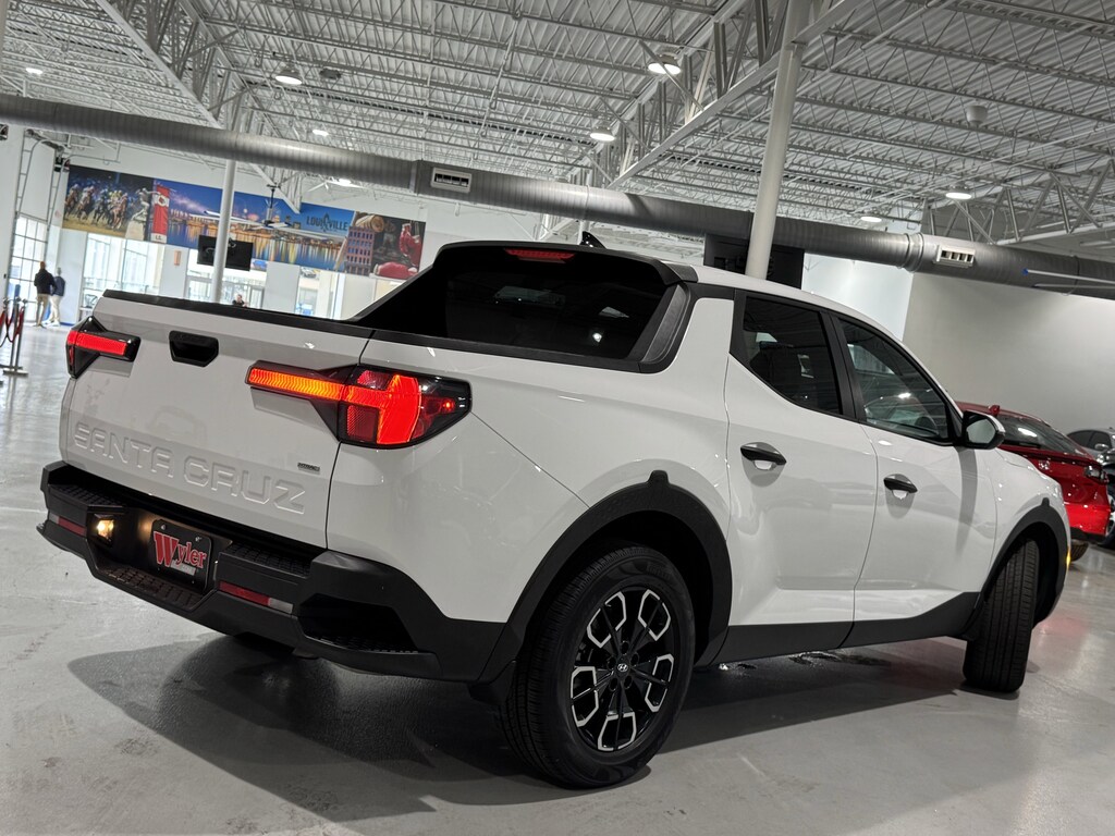 Used 2023 Hyundai Santa Cruz SEL AWD Truck Crew Cab