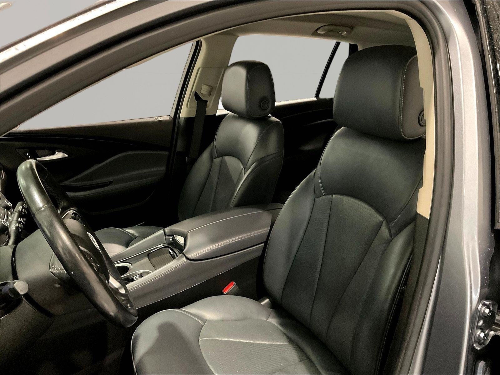 2020 Buick Envision Essence - Photo 23
