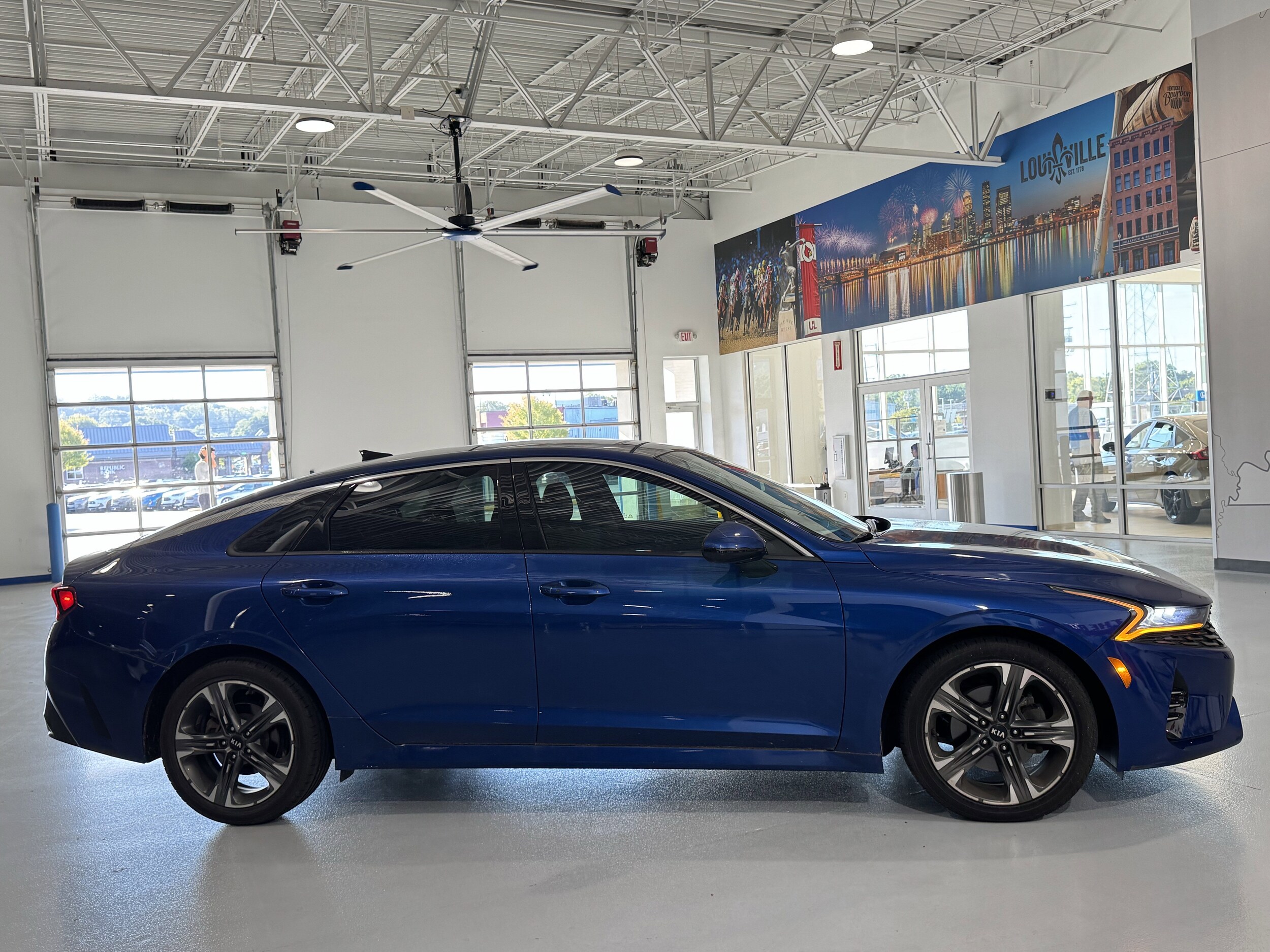 2021 Kia K5 EX photo 2