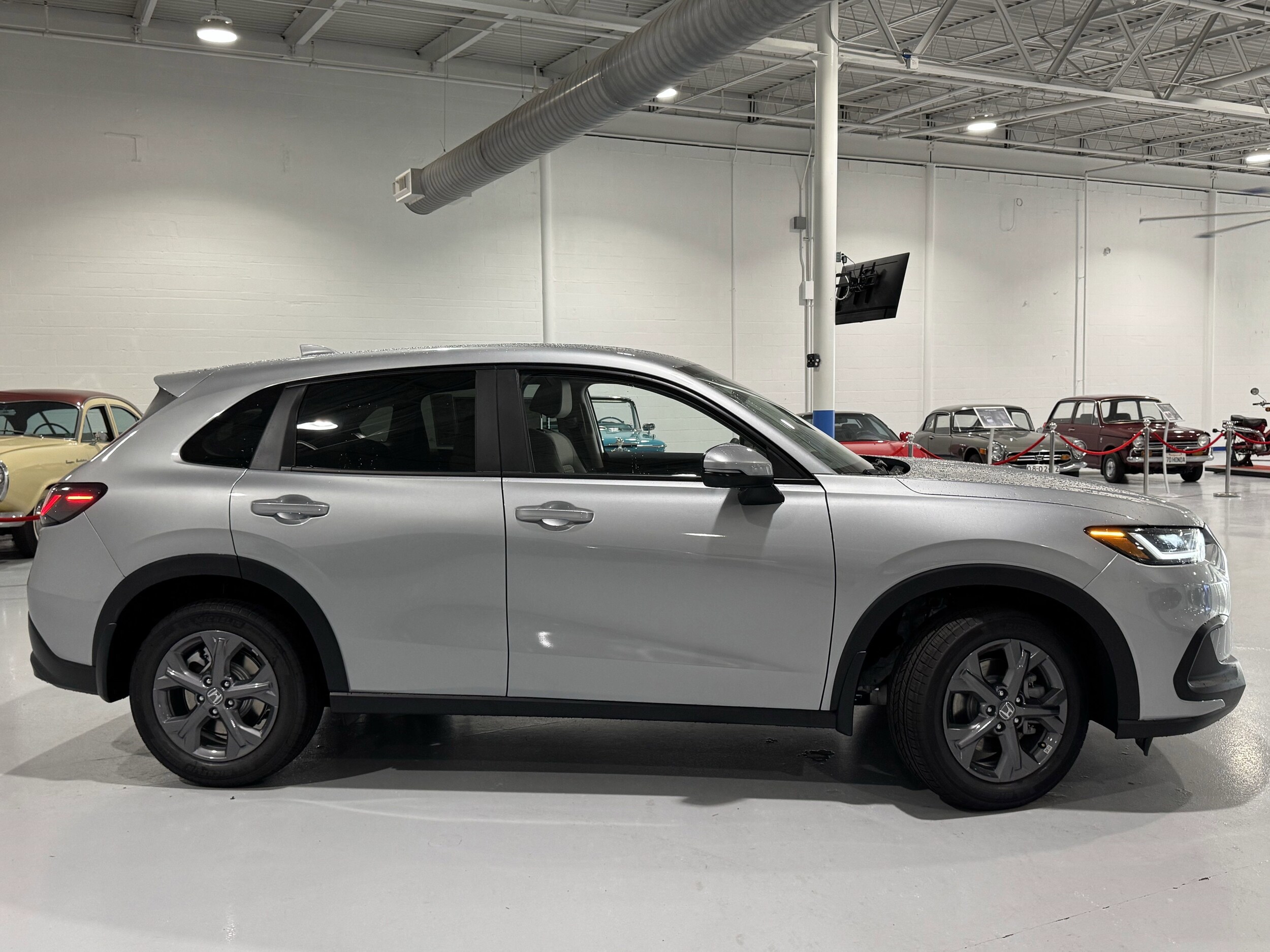 2026 Honda HR-V LX photo 3