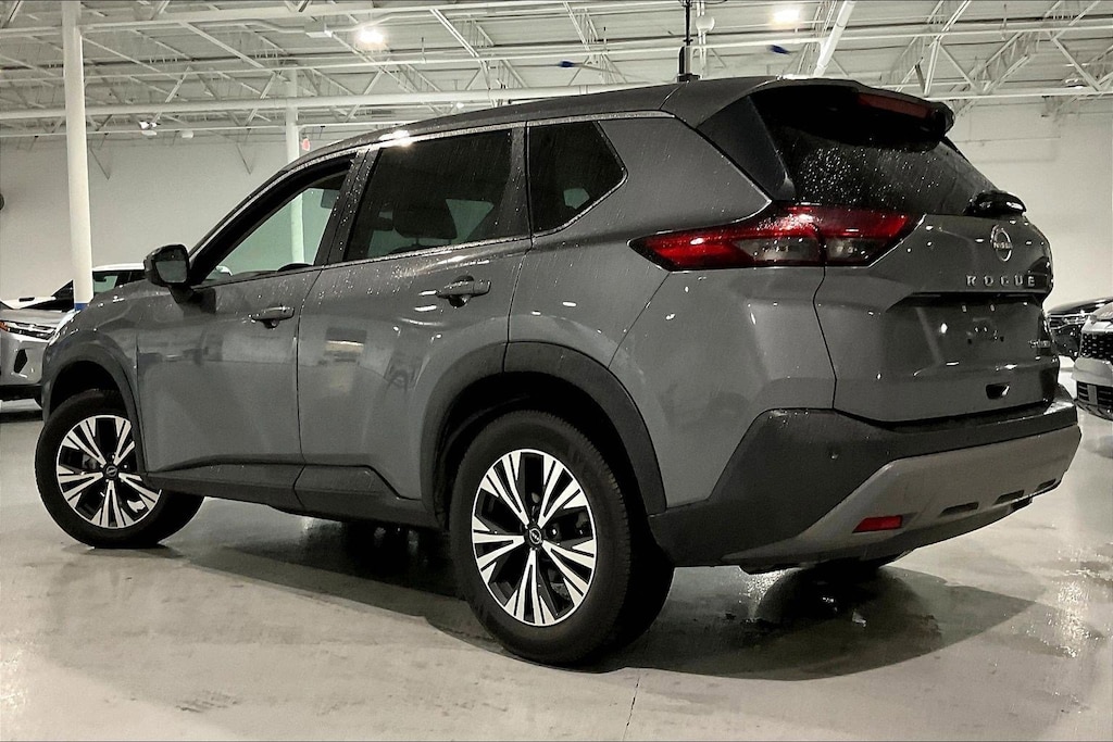 Used 2022 Nissan Rogue AWD SV SUV