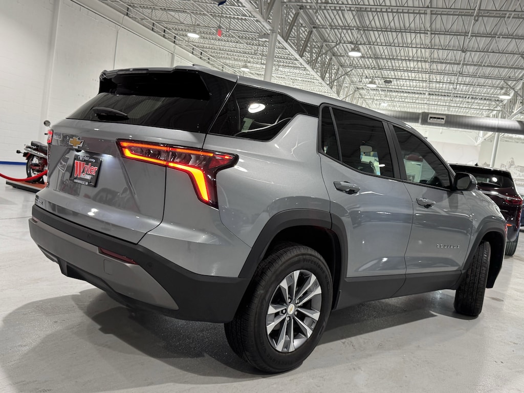 Used 2025 Chevrolet Equinox FWD 4dr LT w/1LT SUV